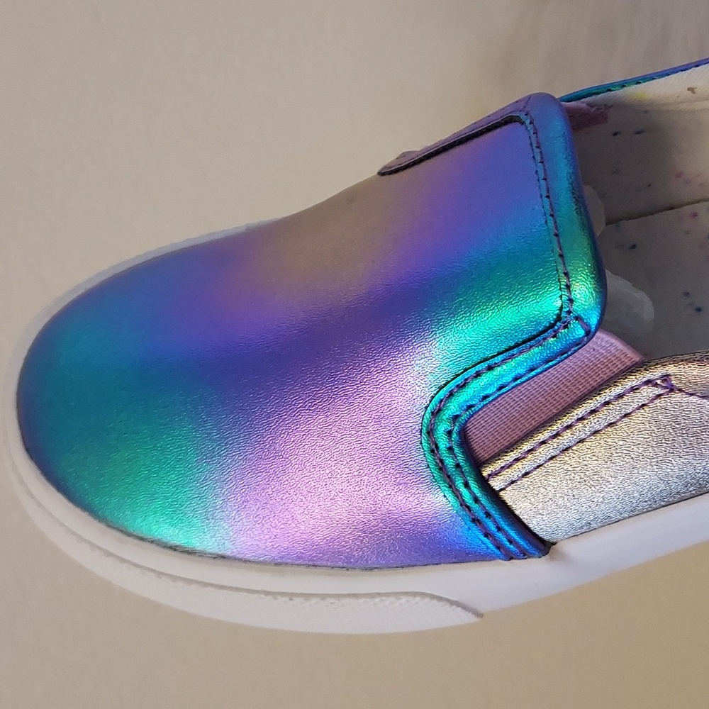 Girls Cat & Jack Iridescent Sneaker - Picture 8 of 8